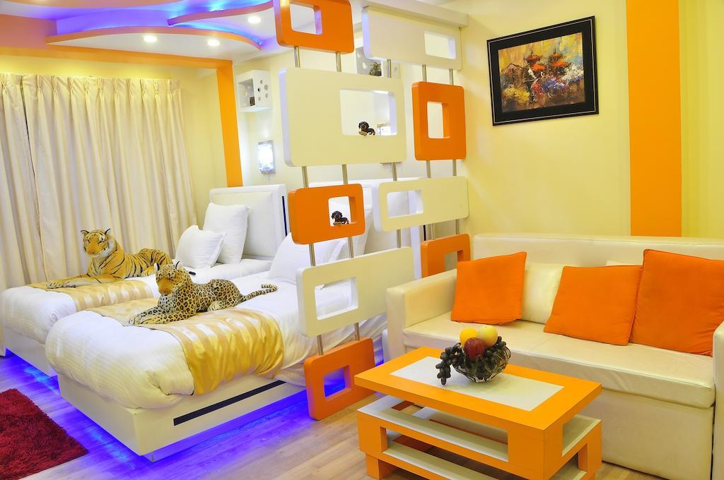 Royal Penguin Boutique Hotel & Spa Kathmandu Bagian luar foto