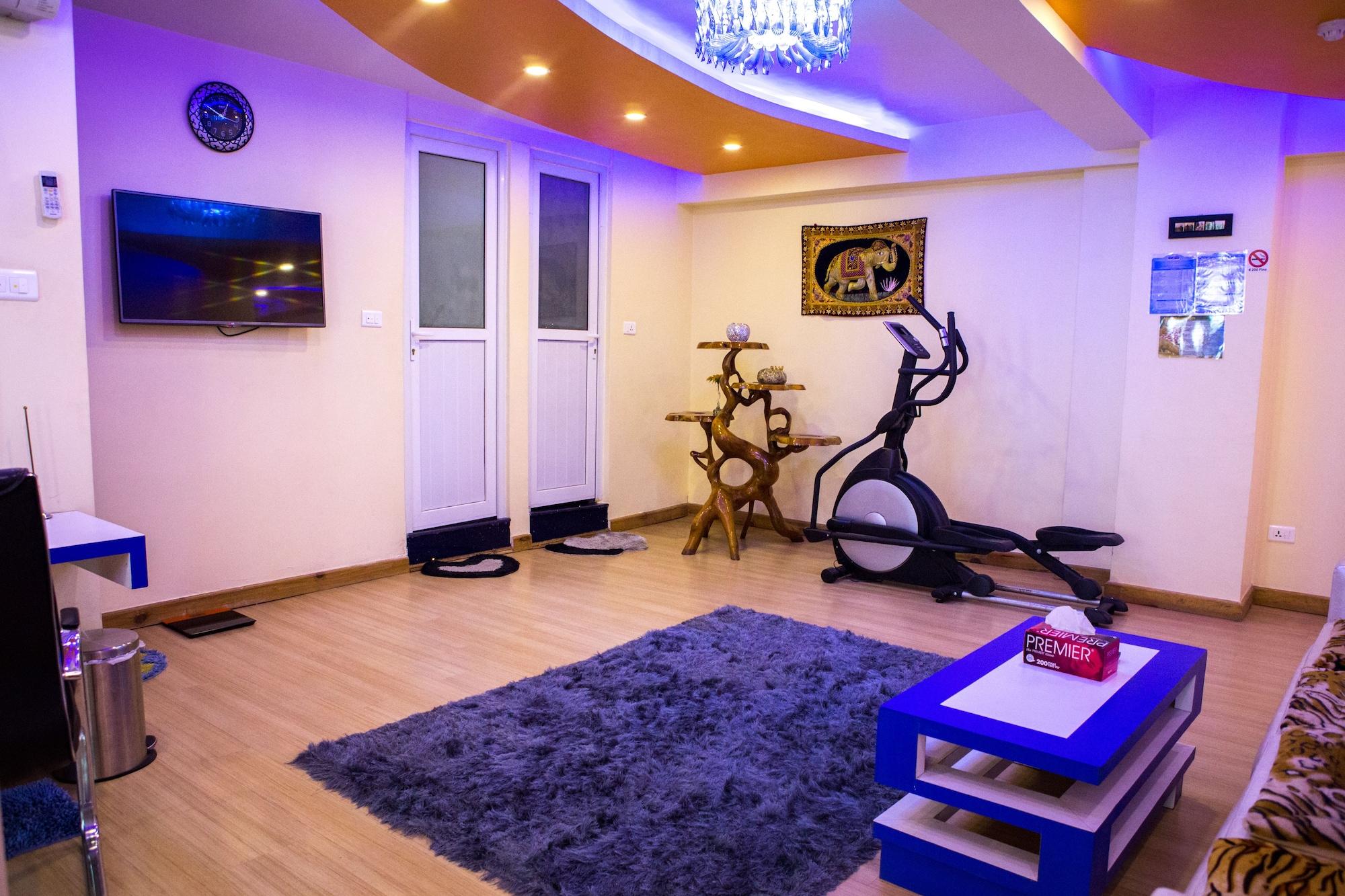 Royal Penguin Boutique Hotel & Spa Kathmandu Bagian luar foto