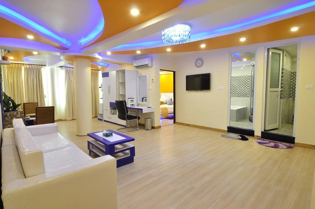 Royal Penguin Boutique Hotel & Spa Kathmandu Bagian luar foto
