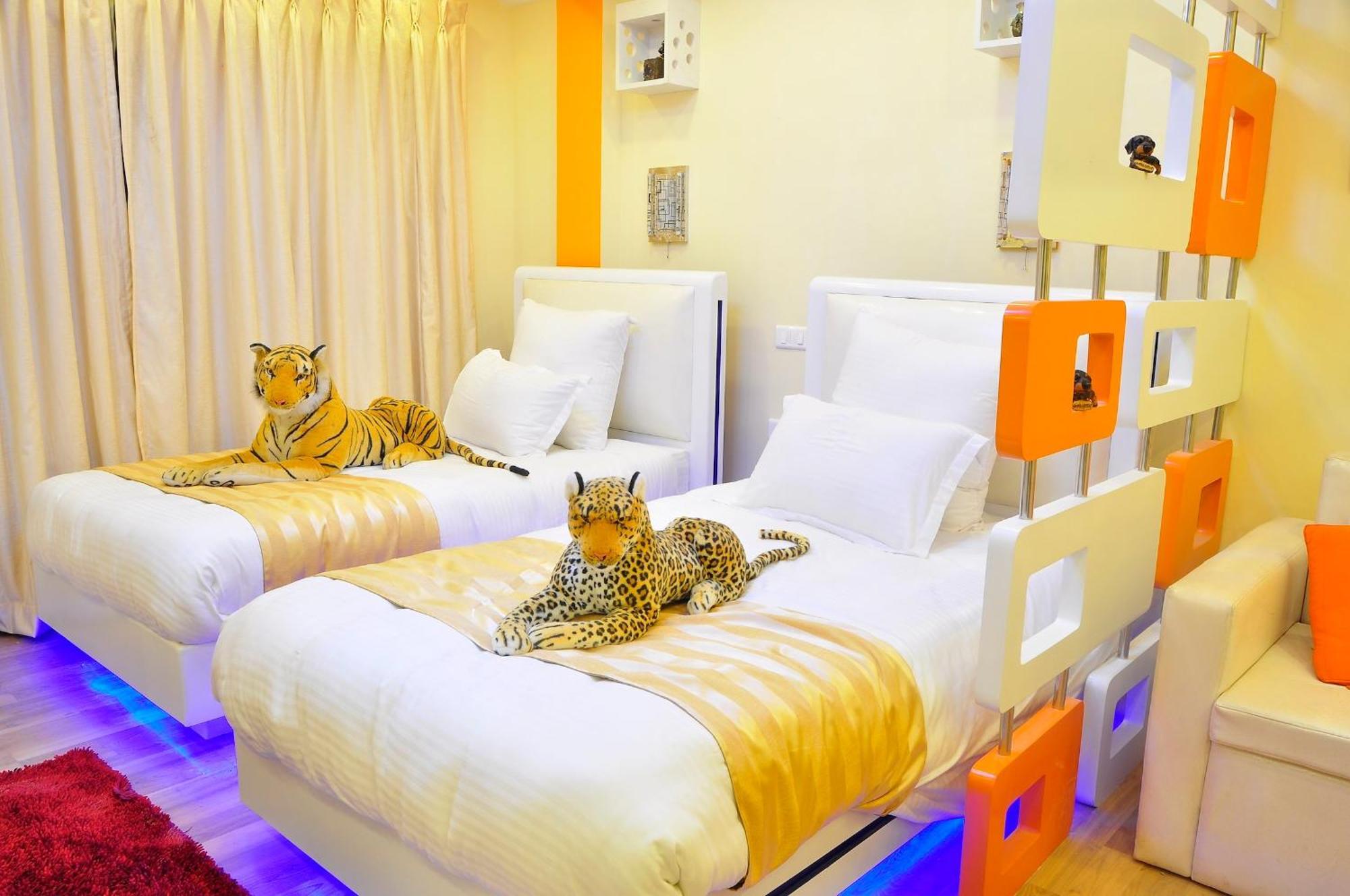 Royal Penguin Boutique Hotel & Spa Kathmandu Ruang foto