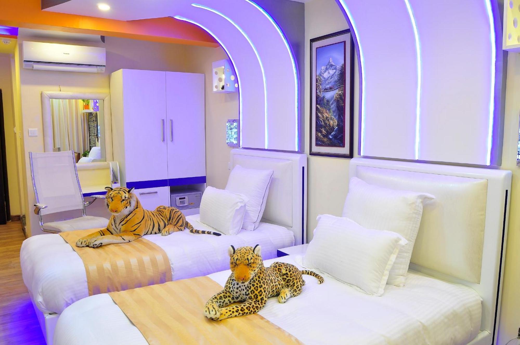 Royal Penguin Boutique Hotel & Spa Kathmandu Ruang foto